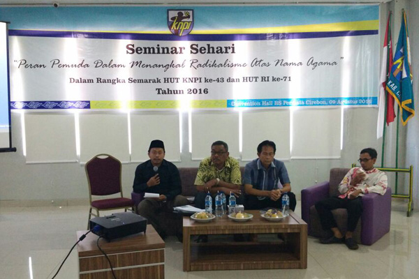 Deradikalisme Agama, KNPI Kabupaten Cirebon Gelar Seminar Sehari