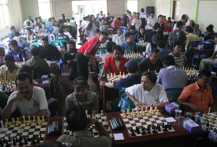 200 Peserta Meriahkan Turnamen Catur Non Master di Kuningan