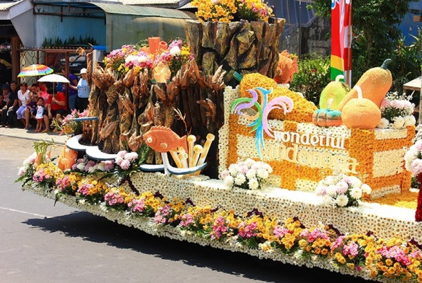 Wangi Bunga di Tomohon International Flower Festival 2016