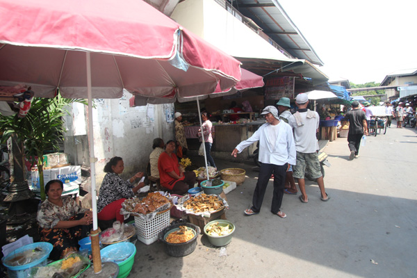 Pengawasan Lemah, Area Kanoman Mulai Berantakan Lagi