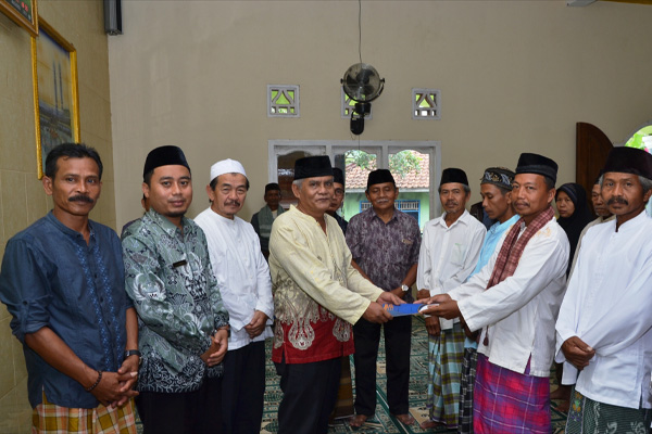 Baznas Kuningan Sumbang Korban Bencana Longsor