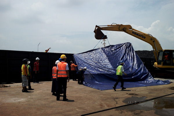 Bongkar Muat Batu Bara di Pelabuhan Cirebon Resmi Kembali Dibuka