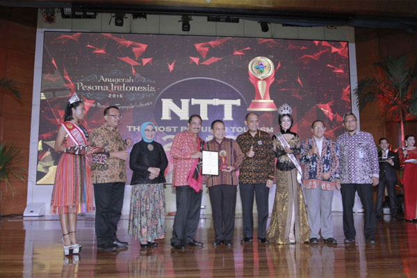 NTT Juara Umum Anugerah Pesona Indonesia 2016