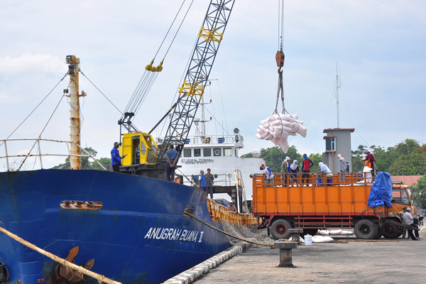 Pemerintah Utang Bangun Pelabuhan Interansional di Subang