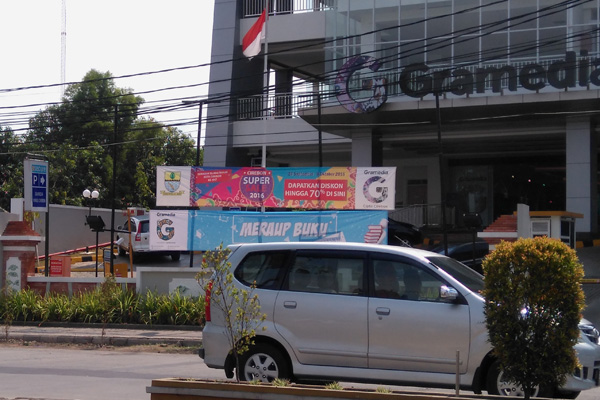 HUT Kota Cirebon, Banyak Gerai Beri Diskon  