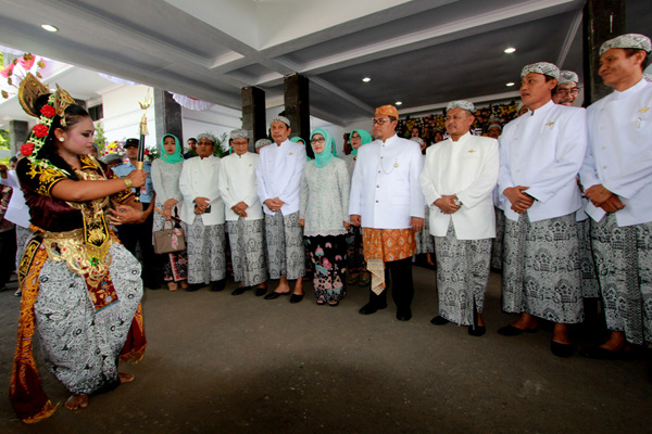 Gubernur Aher: Masyarakat Indramayu Dikenal Gigih