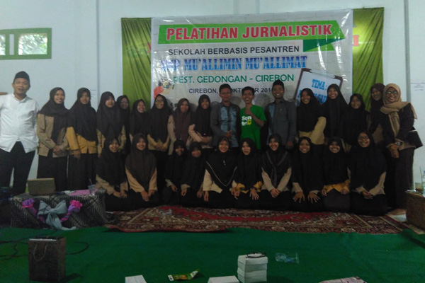 SMP Mualimin Mualimat Gedongan Kenalkan Siswa Karya Jurnalistik