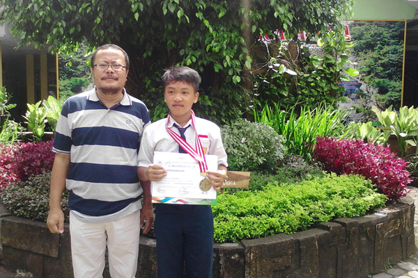 Ajang PON, Siswa SMPN 1 Lemahabang Sabet Medali Perak Muaythai