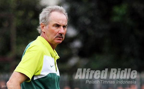 Timnas Indonesia, Riedl Percayai Pemain Abesn