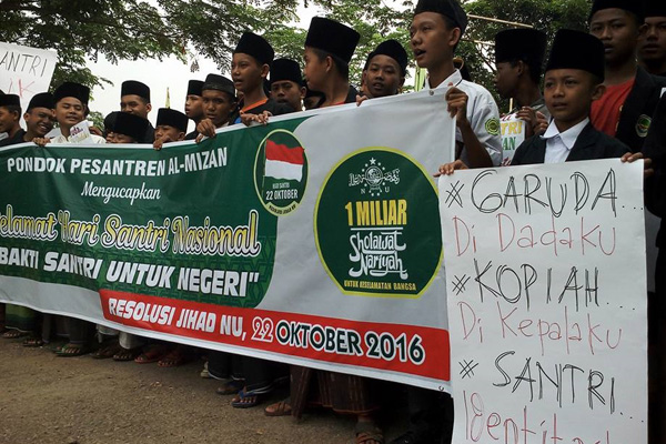 Santri Majalengka Dukung Jokowi Habisi Pungli