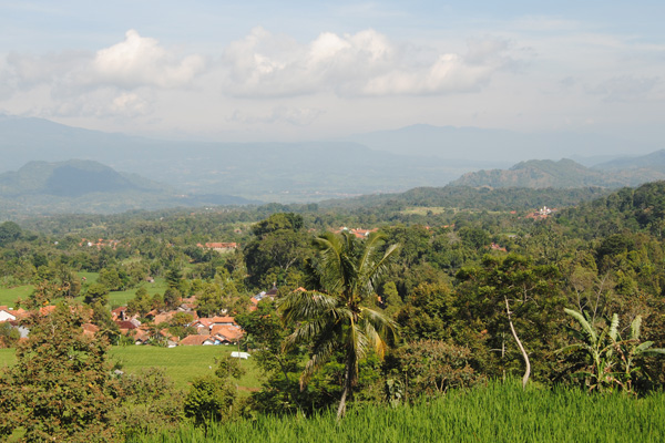 Panorama Ciinjuk Potensial Angkat Wisata Majalengka