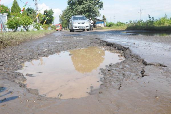 Bina Marga Baru Kerjakan 28 Persen Perbaikan Jalan