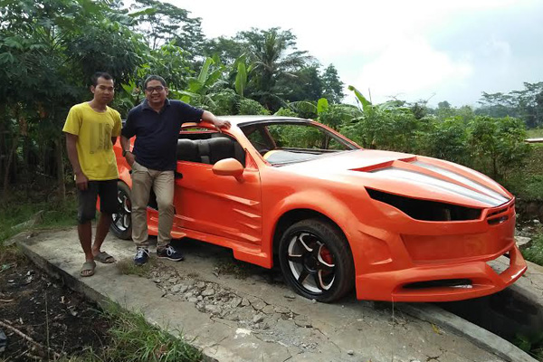 Ini Mobil Balap “McLaren” Made In Warga Beber