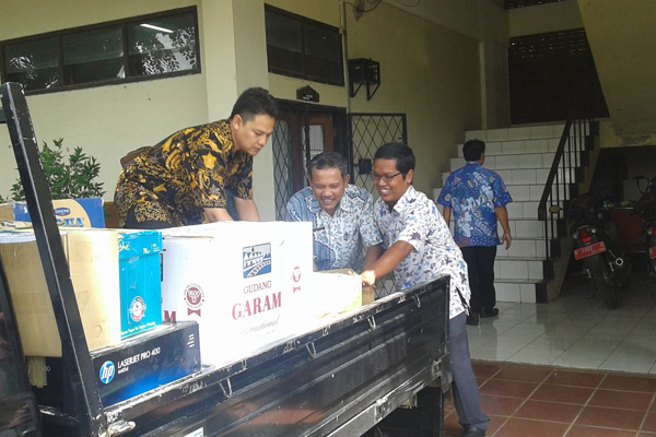 Setda Pindah ke Bima, Pegawai Mulai Angkut Barang