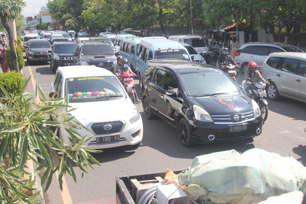 Titik Macet di Kota Cirebon Terus Bertambah