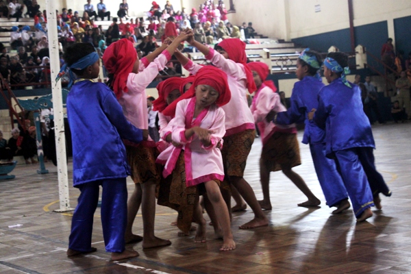 Serunya Festival Kaulinan Barudak di GOR Ewangga Kuningan