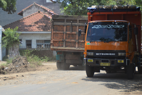 Jalan Katiasa Cocok untuk Arena Offroad