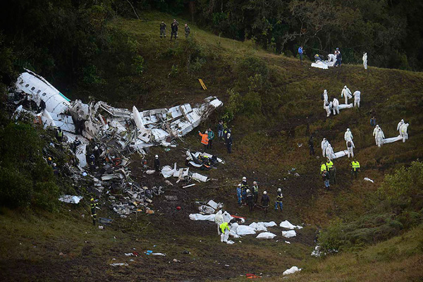 Pesawat Jatuh, Hanya 3 Pemain Chapecoense yang Selamat