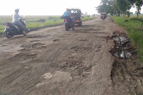 Soal Jalan Rusak, Rapor Merah buat Bupati Sunjaya