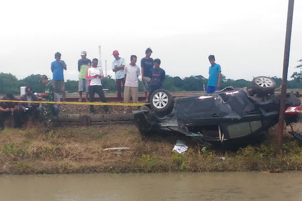 Macet di Rel Kereta, 3 Penumpang Vios Tewas Disambar Sawunggalih