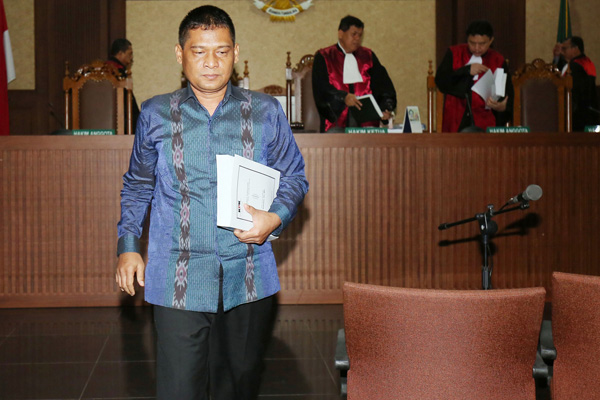 Panitera Rohadi Dituntut 10 Tahun Penjara