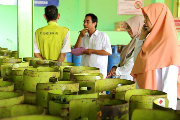 Kelangkaan Elpiji, Disperindagkop Sidak Agen