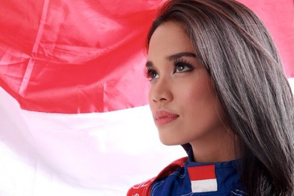 Alexandra, Satu Menit Saja Sangat Berharga