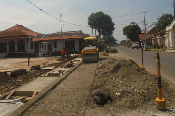 Pelebaran Jalan Jatiwangi-Cigasong, Pemkab dan Pemilik Lahan Beda Harga