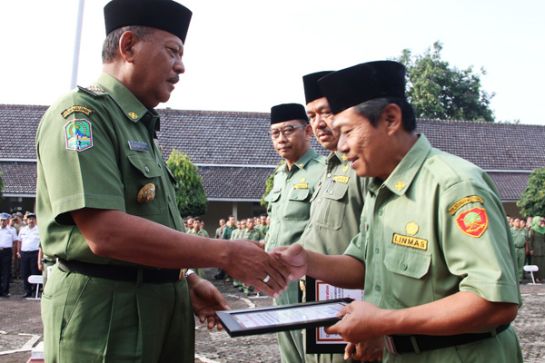 Tiga Dinas di Majalengka Raih Sertifikat ISO 9001:2008