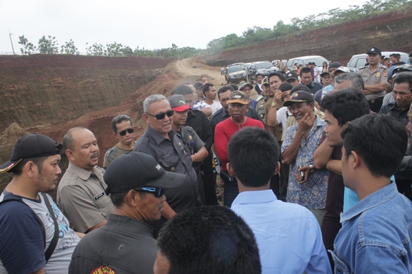 Bupati Perintahkan Galian Pasir Bunder Dihentikan