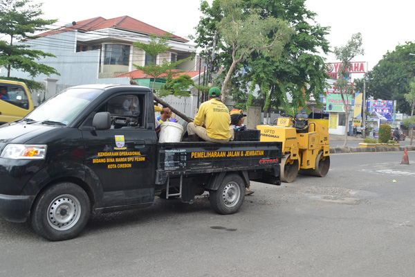 Tiap 3 Bulan Jalan Cipto Ditambal