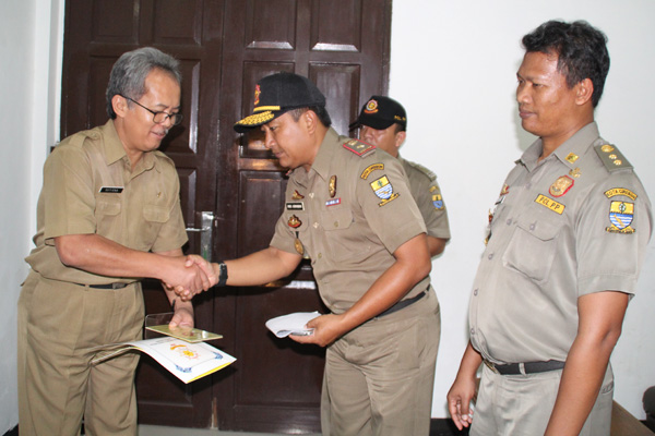 Masuk Zona KTR, Anggota Dewan Dilarang Merokok Sembarangan