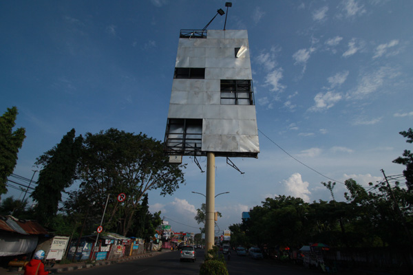 Pengusaha Reklame Langgar Komitmen Lagi