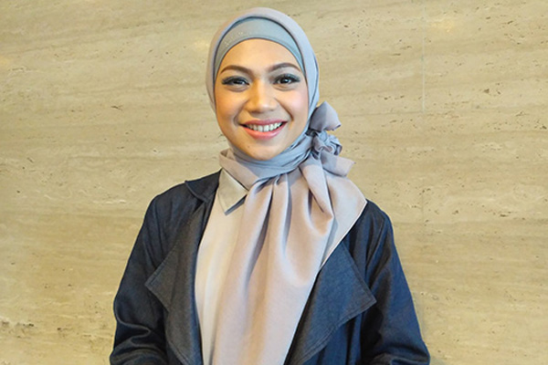 Indah Nevertari, Rilis Single PHP