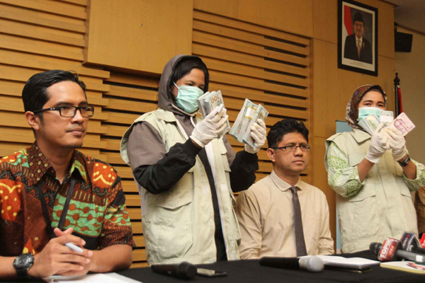 Jaksa Eko Minta Fee Rp15 Miliar