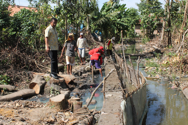 Pemdes Limpas Benahi Sungai Penyebab Banjir