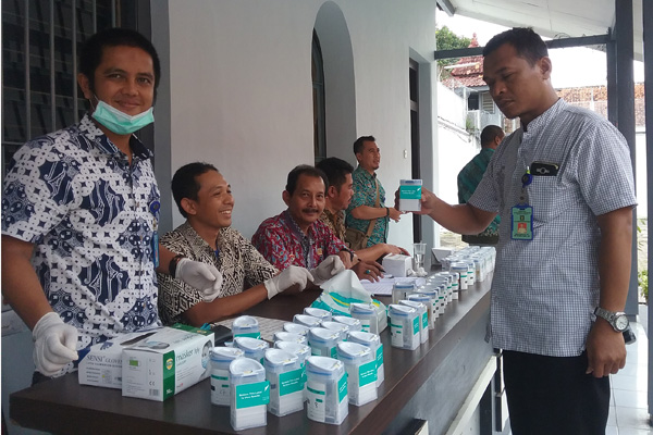 Pegawai Lapas dan Rutan di Wilayah 3 Cirebon Jalani Tes Urine