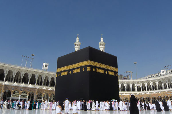 Cegah Penyebaran Corona, Arab Saudi Hentikan Umrah