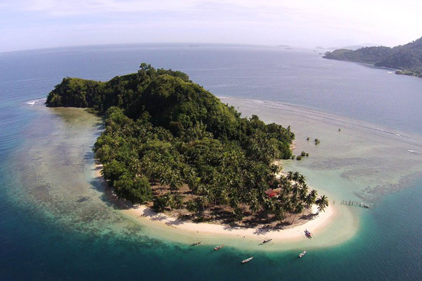 Buka Rute Ambon-Kaimana, Garuda Bantu Wisata Papua