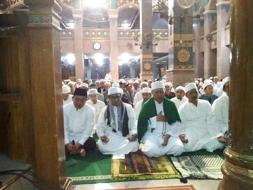 Walikota Cirebon Ingin Gerakan Salat Subuh Berjamaah Tiap Bulan