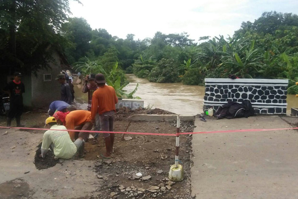 Setelah Menunggu Satu Tahun, Cikamangi II Akhirnya Diperbaiki