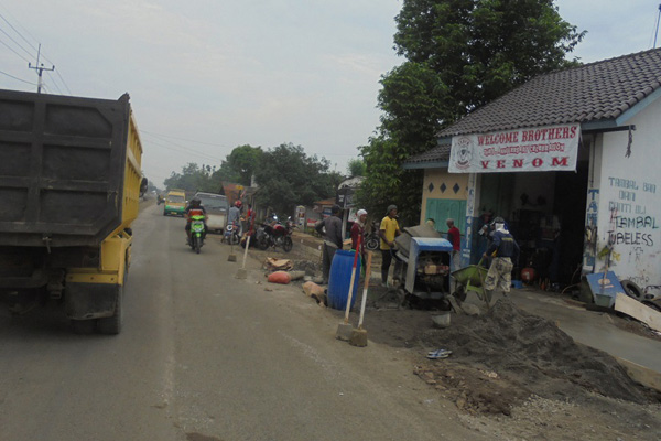 Pelebaran Jalan Cigasong-Jatiwangi Kejar Deadline