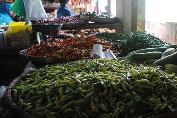 Harga Cabai Rawit di Pasar Cigasong Tembus Rp100 Ribu/Kg