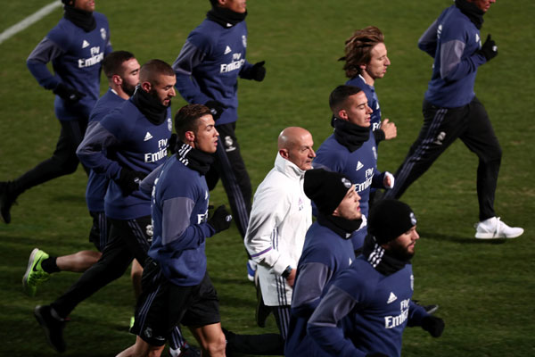 Club World Cup, Pagi Mendarat, Sore Langsung Latihan