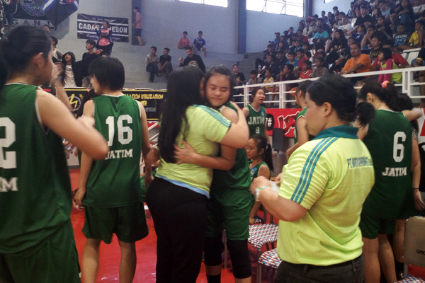 Tim Basket Jatim Putri KU-18 Sukses Jadi Jawara di Kejurnas