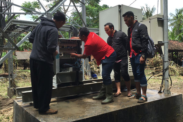 Saat Banjir Cibingbin Kuningan, Layanan Telkomsel Tetap Berfungsi Normal