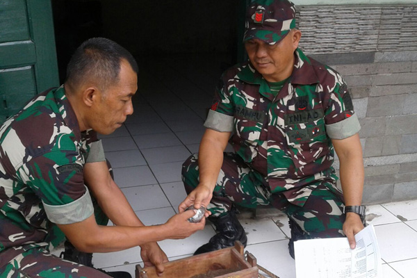 Warga Talaga Temukan Granat Aktif Mirip Buatan Pindad