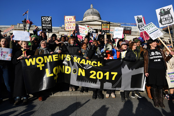 Aksi Serentak Jutaan Perempuan di Lebih dari 20 Negara Lawan Trump