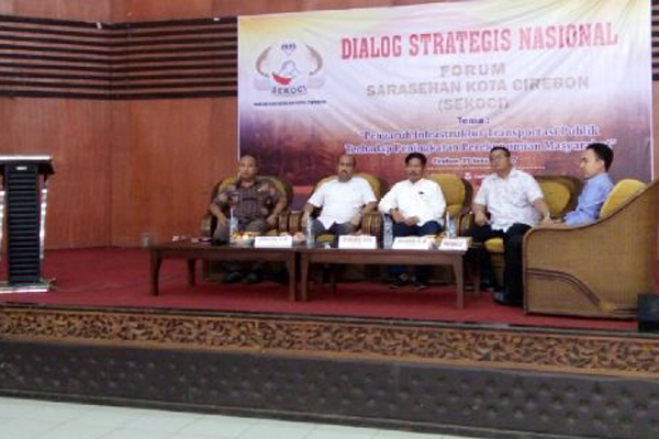 Sarasehan Kota Cirebon Bahas Infrastruktur Transportasi Publik