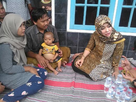 Jenguk Yusuf Maulana, Ibu Ayu Ajak Masyarakat Ikut Bantu